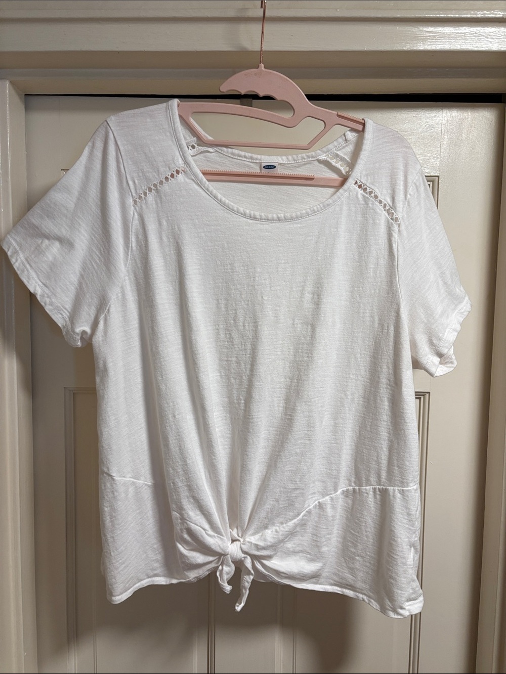 Women's White Tie-Front Short Sleeve Top